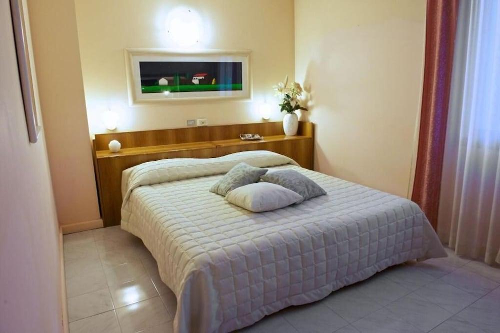 Europa Hotel