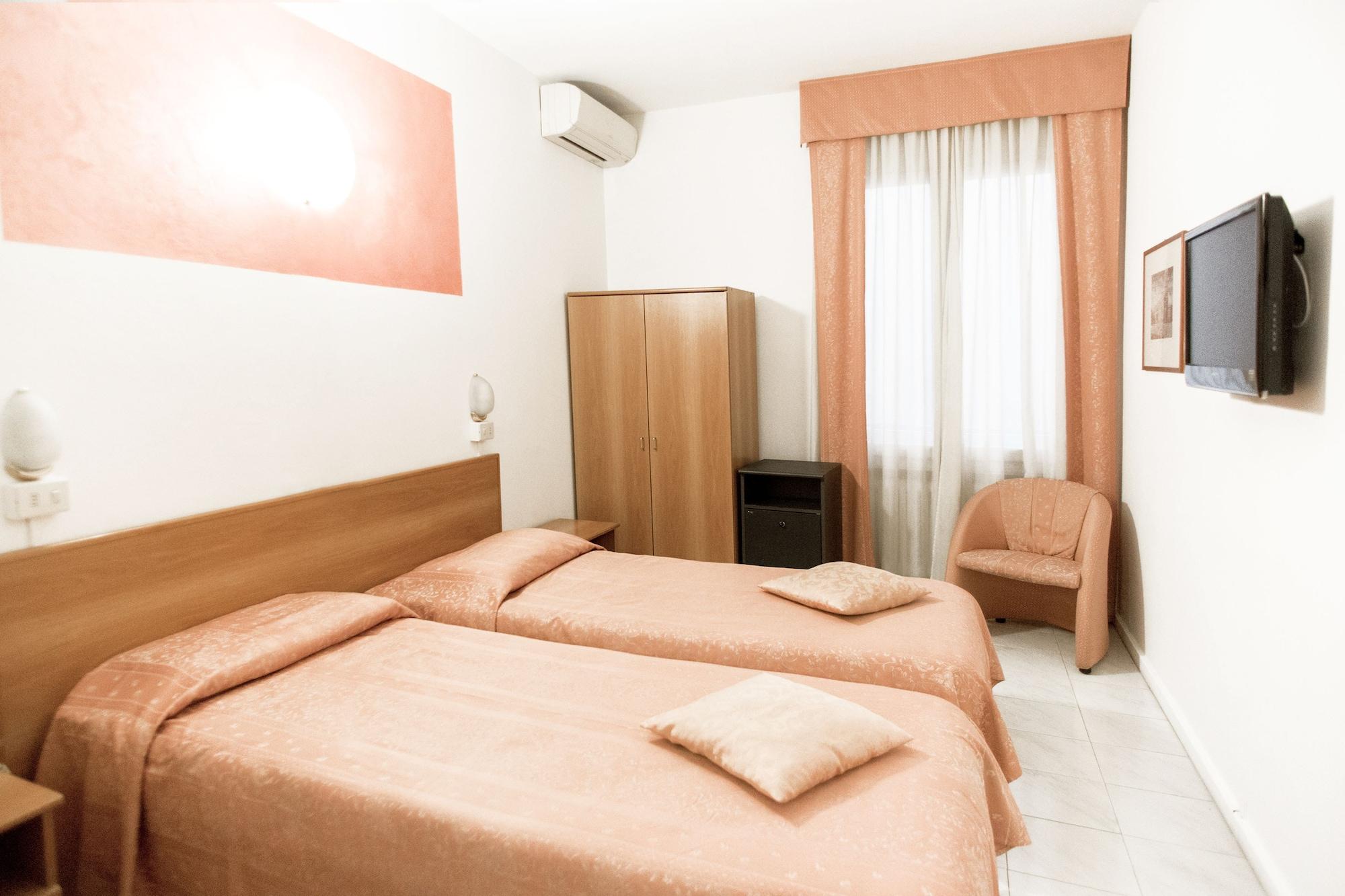Europa 3* Modena